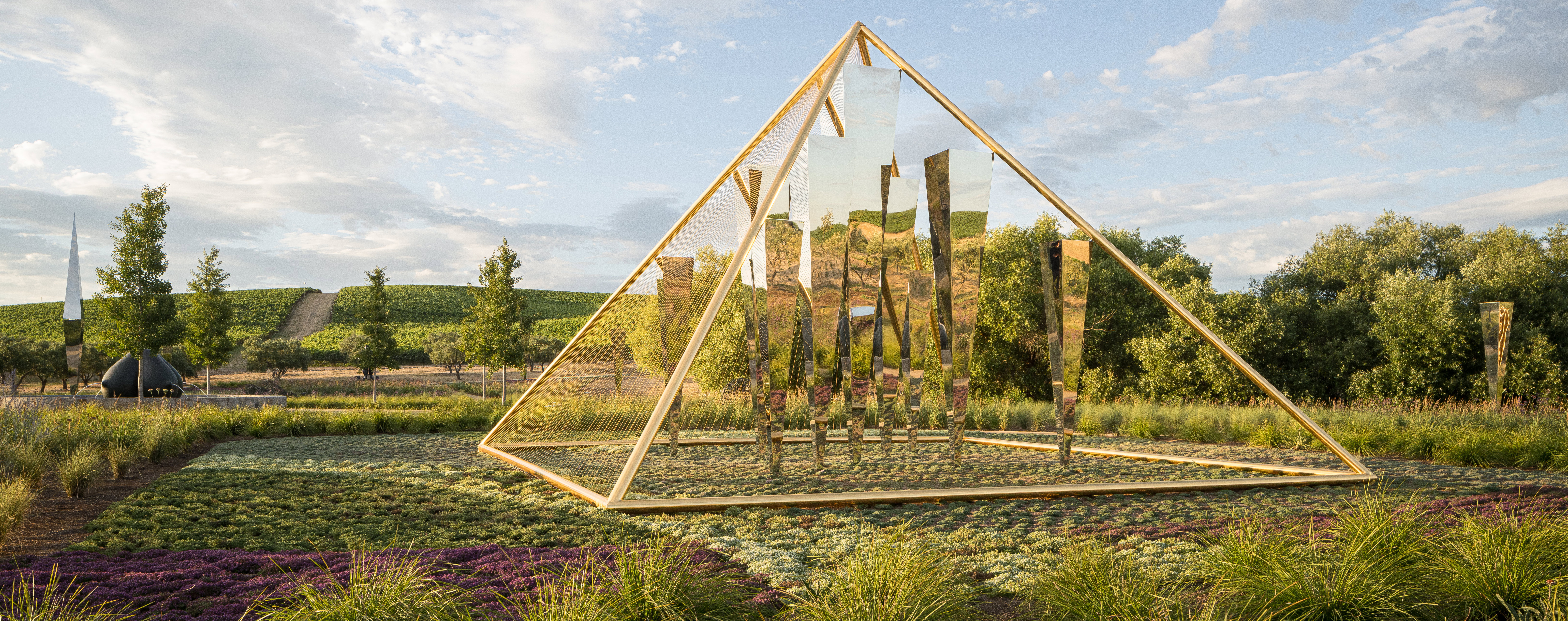 Vineyard music sculpture strikes right note