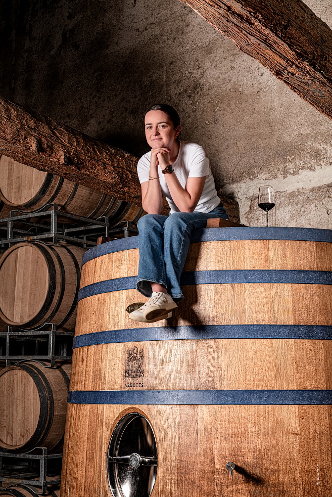 Jeanne-Delaunay-in-winery