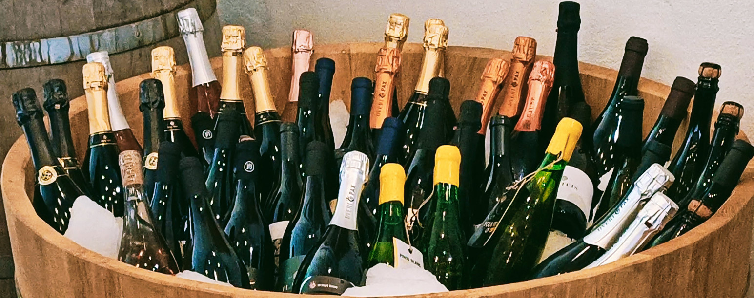 Fizz drinkers look beyond Champagne